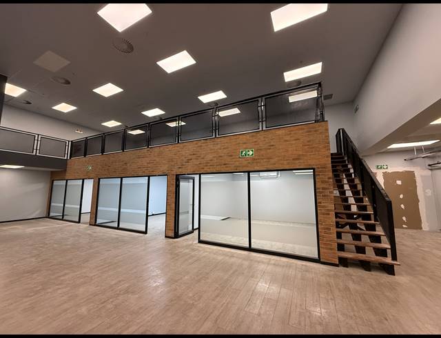 626M² OFFICE TO LET IN ROSEBANK